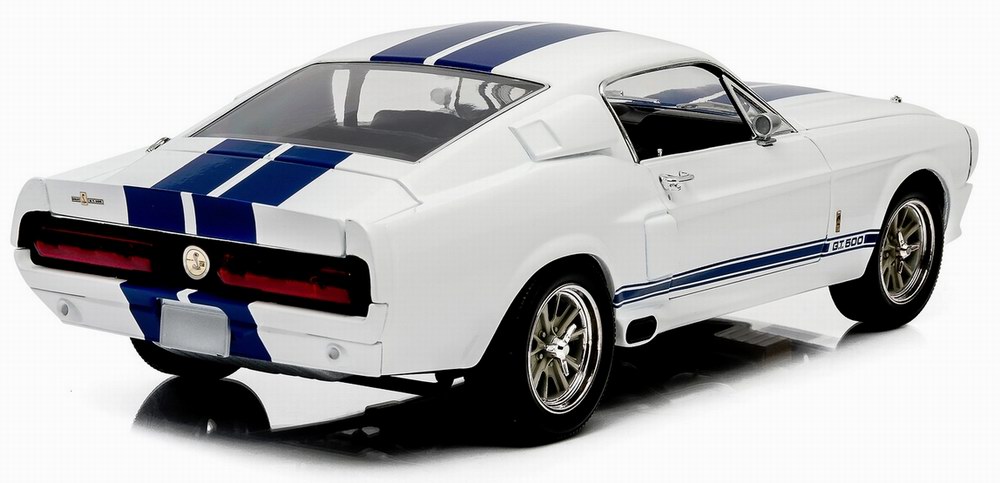 Shelby GT 500 1967 white 1:18 Greenlight