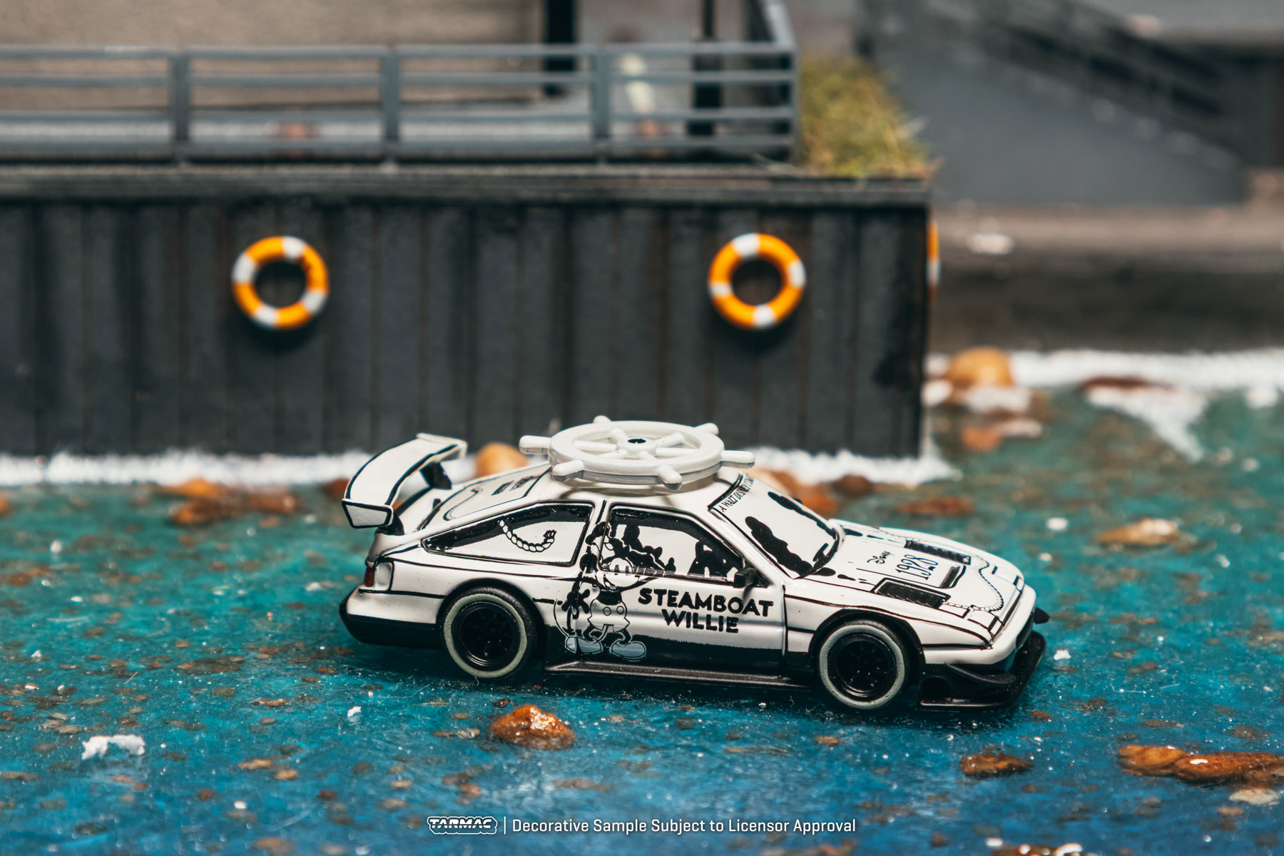 Toyota Sprinter Trueno AE86 Widebody by Jon Sibal *Mickey & Friends Steamboat Willie* white/black 1:64 Tarmac