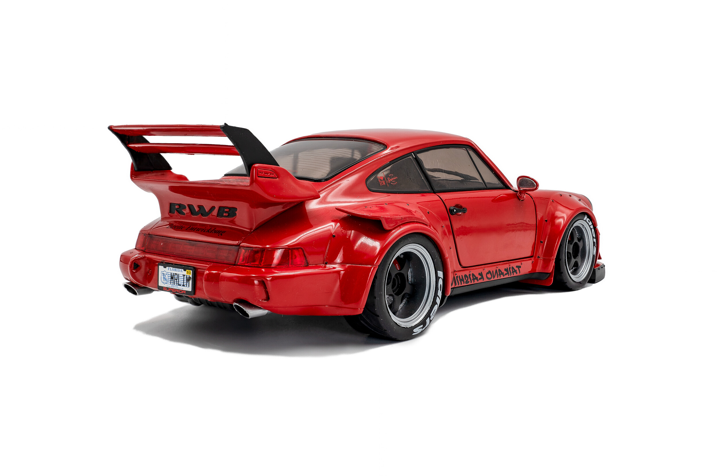 Porsche RWB Bodykit Taikano Kaishin 2024 red 1:18 Solido