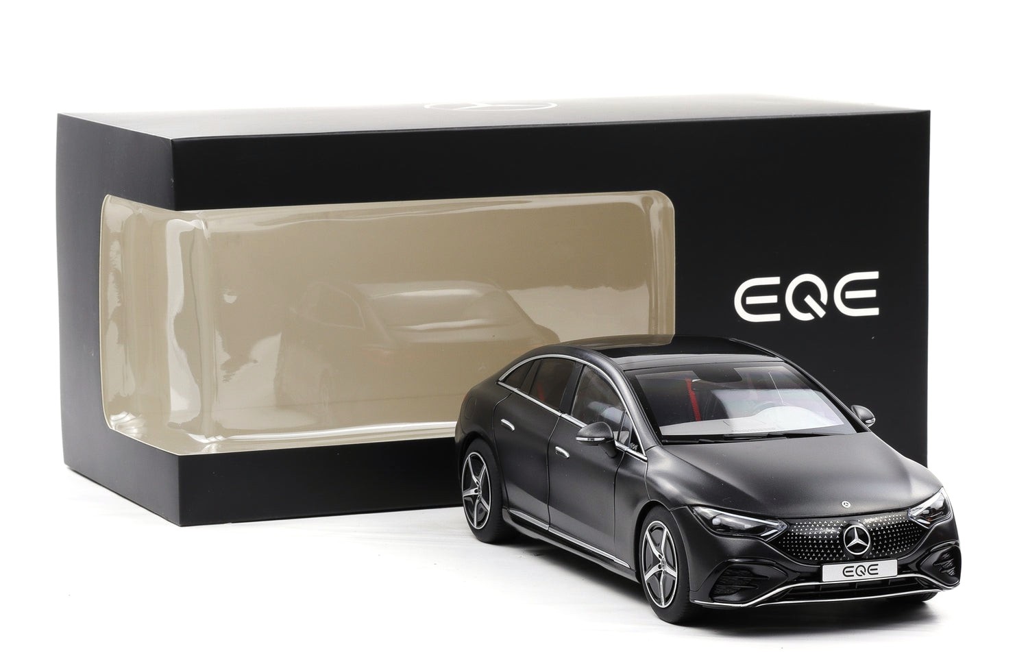 Mercedes-Benz EQE Limousine AMG Line V295 graphite grey magno 1:18 NZG
