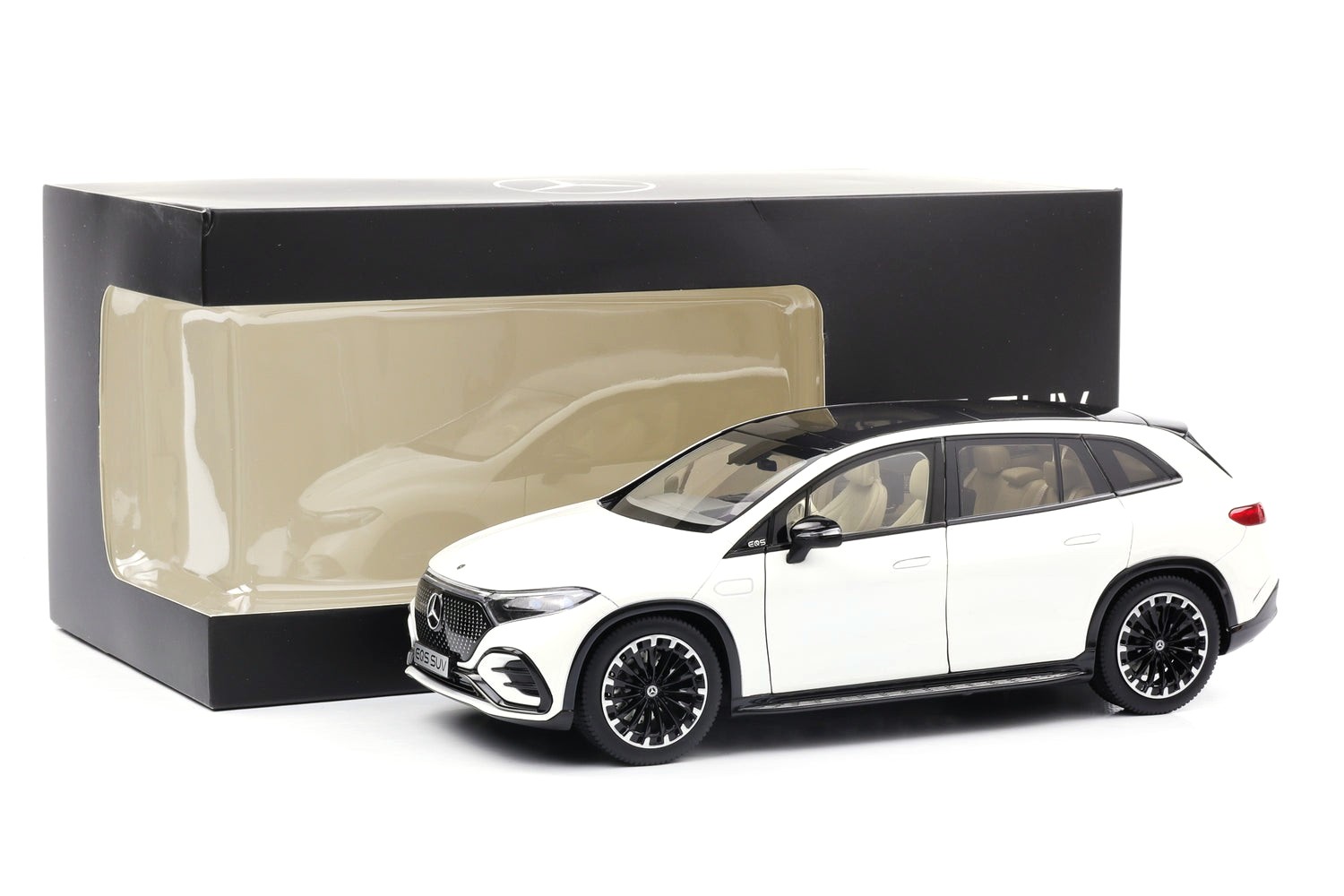 Mercedes-Benz EQS SUV AMG Line X296 diamond white 1:18 NZG