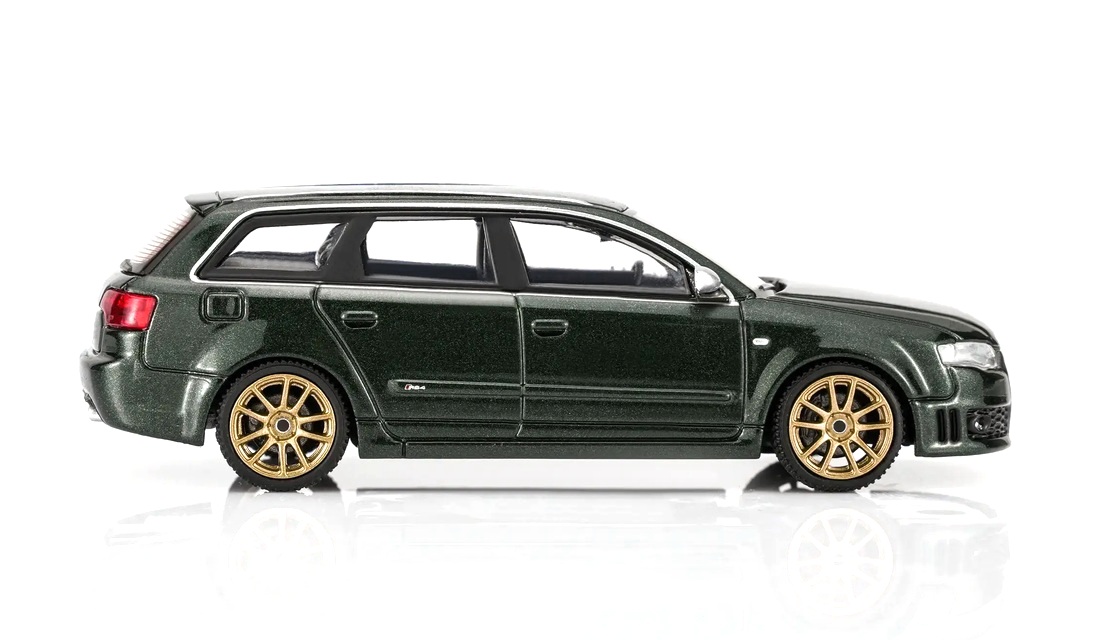 Audi A4 RS4 Avant Station Wagon 2005 deep green metallic 1:64 Motorhelix