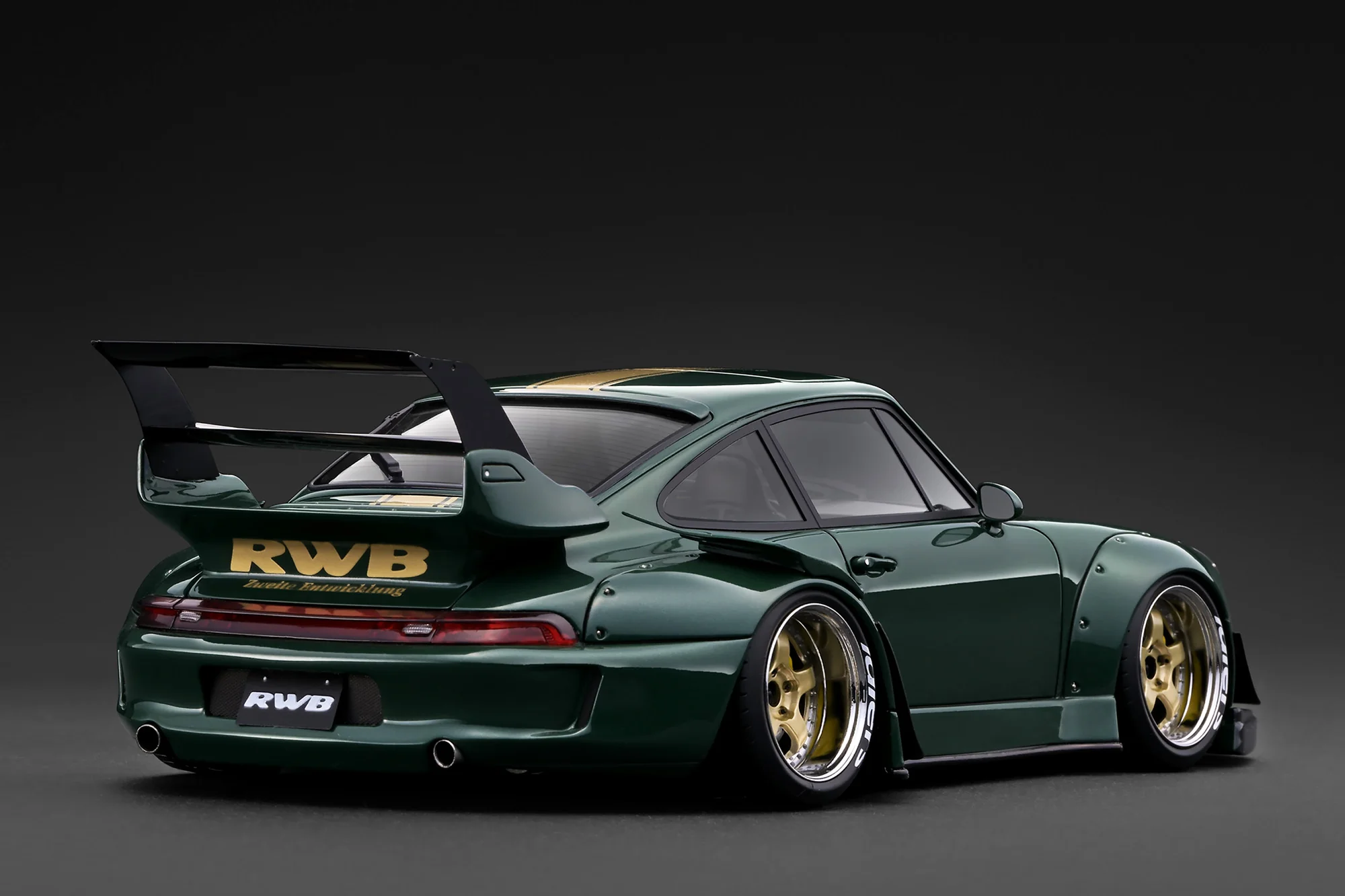 Porsche RWB 993 green metallic 1:18 Ignition Model