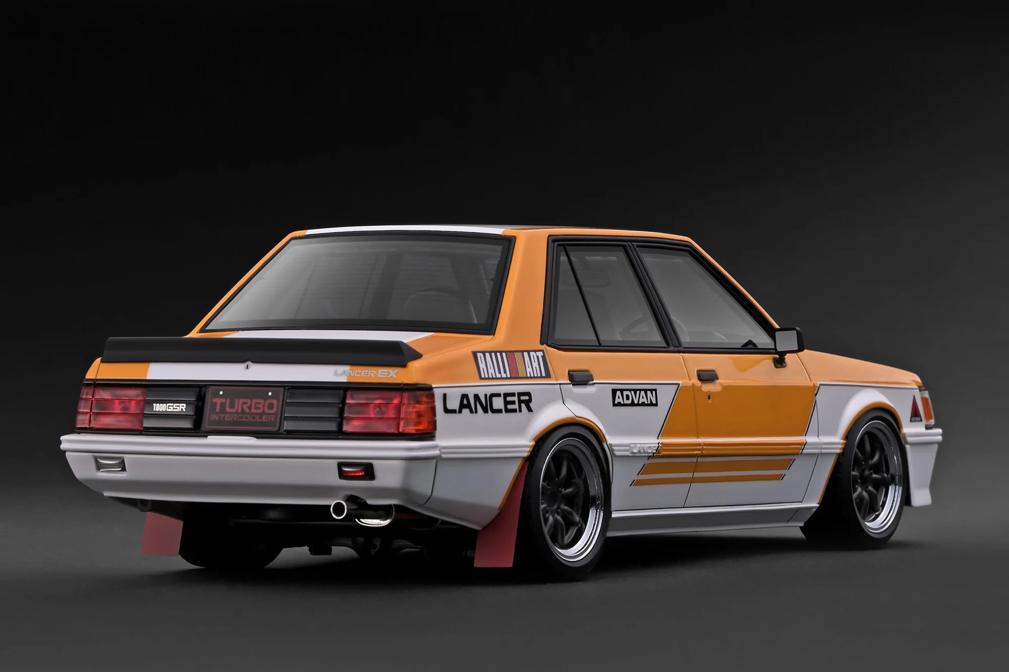 Mitsubishi Lancer EX GSR Turbo A175A white/orange 1:18 Ignition Model