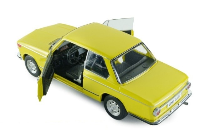 BMW 1602 1973 gulf yellow 1:18 Solido