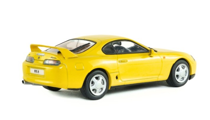Toyota Supra MK.4 2001 bright yellow 1:43 Solido
