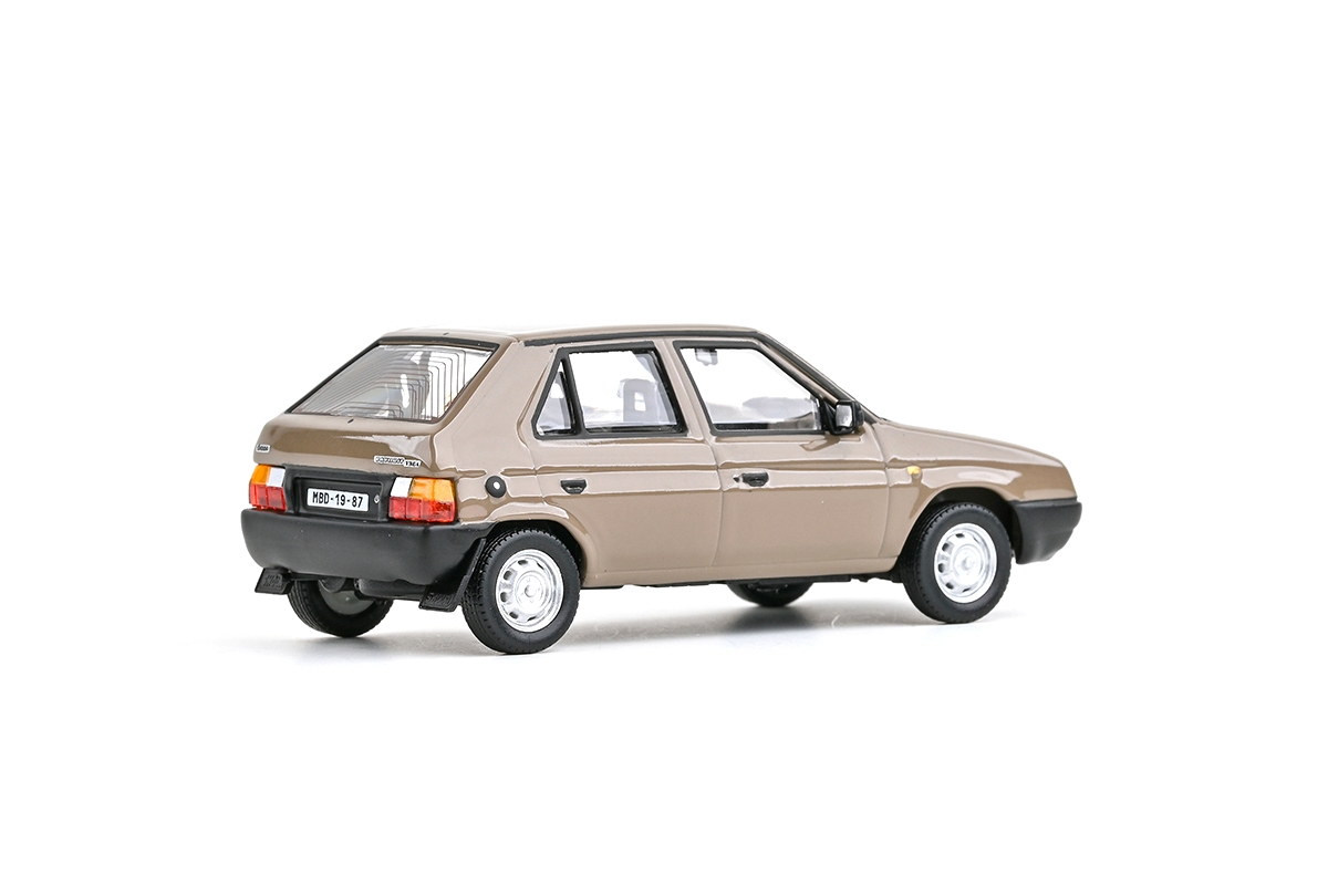 Škoda Favorit 136L 1988 hnědá kamenná 1:43 Abrex