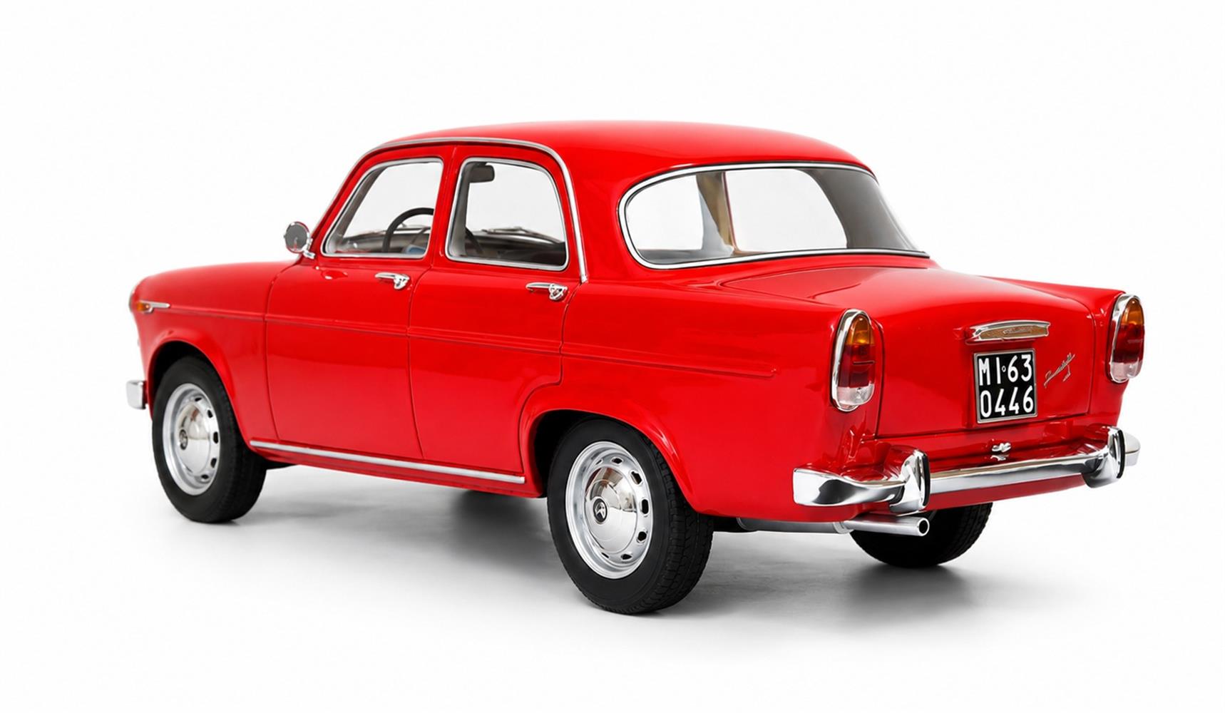 Alfa Romeo Giulietta Ti 101 1961 red 1:18 Cult Scale Models