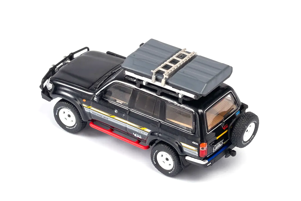 Toyota Land Cruiser LC80 pearl black refitted 1:64 KengFai