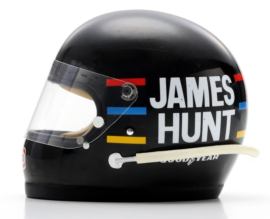Helmet - James Hunt 1976 1:5 Spark