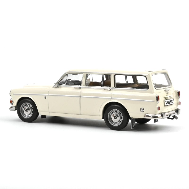 Volvo Amazon Break 1968 pearl white 1:18 Norev