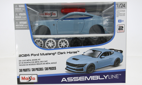 KIT - Ford USA Mustang Dark Horse Coupe 2024 grey 1:24 Maisto