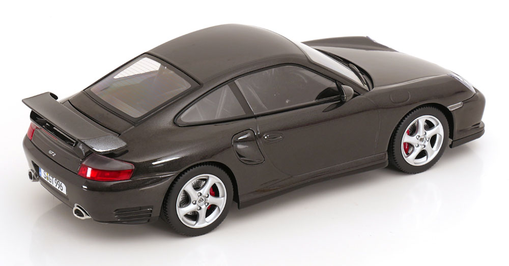 Porsche 911 996 GT2 2001 black metallic 1:18 KK Scale