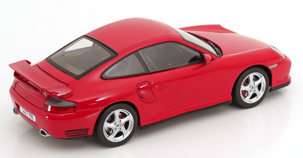 Porsche 911 996 GT2 2001 red 1:18 KK Scale
