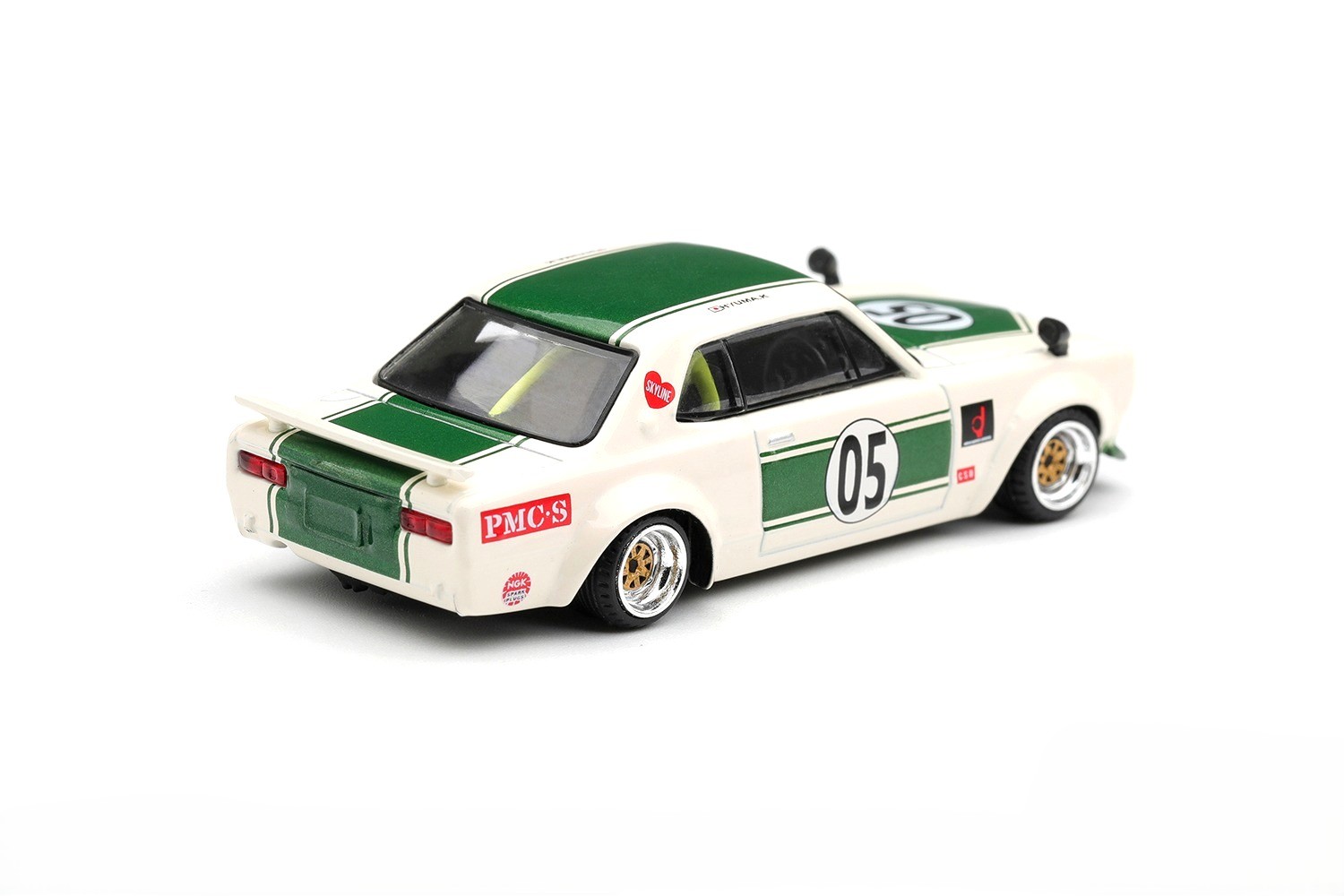 Nissan Skyline GT-R (KPGC10) LB-Works Hakosuka 1971 white/green 1:64 Mini GT