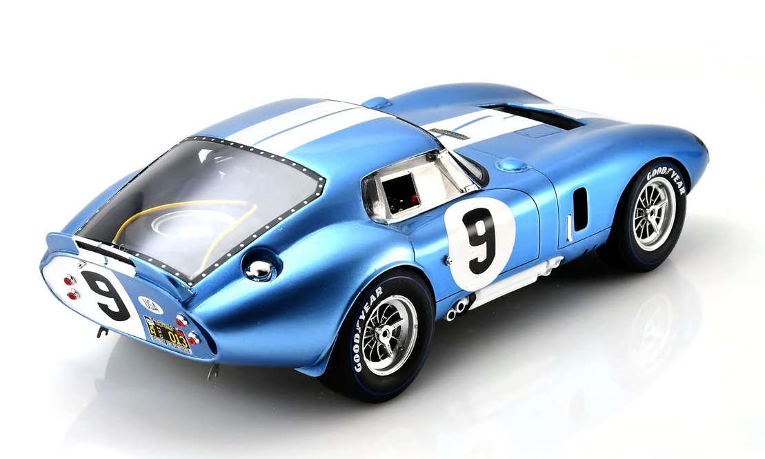 Shelby Cobra Daytona Coupe #9 "Dan"-"Jerry" (Gurney - Grant) 24H Le Mans 1965 1:18 Spark