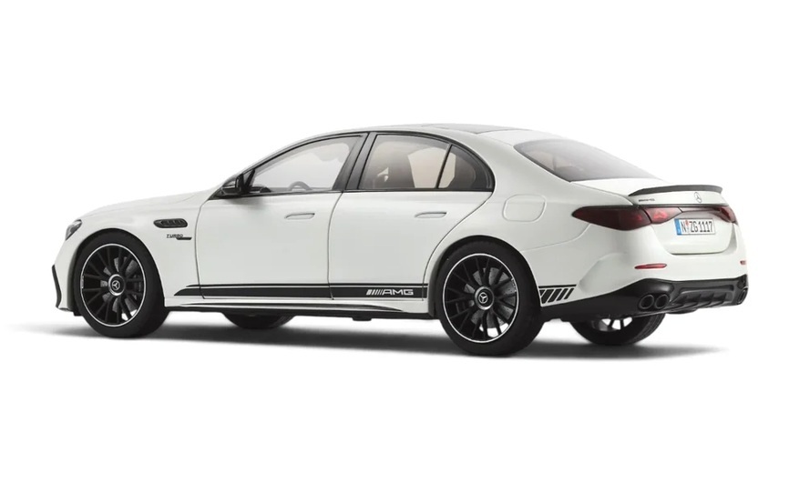 Mercedes-AMG E 53 Hybrid 4Matic+ edition one 1:18 NZG