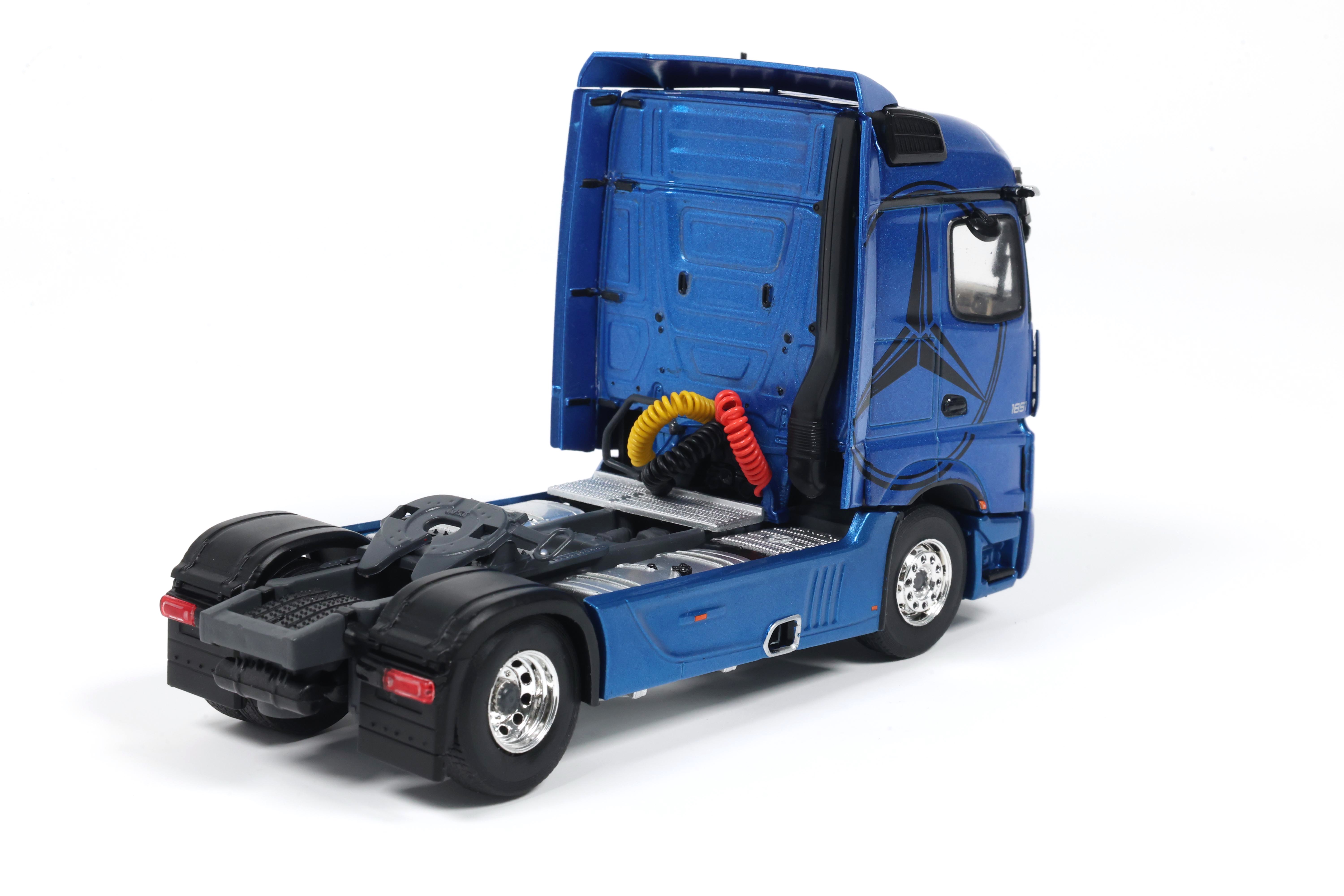 Mercedes-Benz Actros L 2024 blue 1:43 Solido