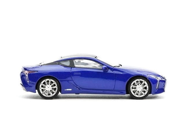 Lexus LC500h Coupe 2018 blue 1:64 GCD