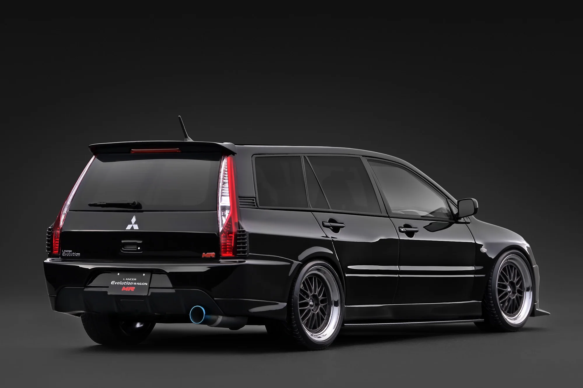 Mitsubishi Lancer Evolution Wagon MR CT9W black 1:18 Ignition Model