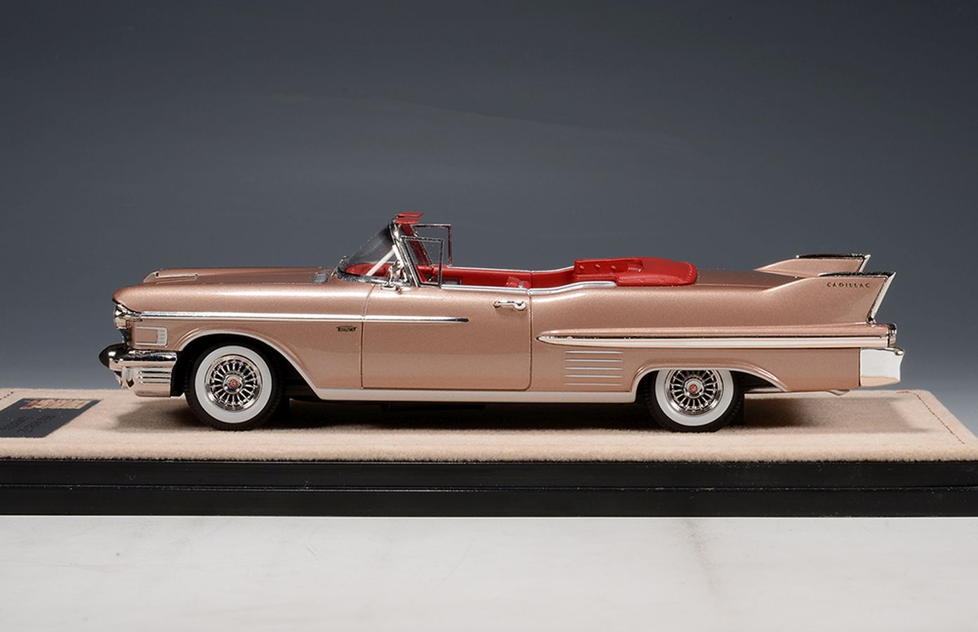 Cadillac Series 62 Convertible 1958 Desert Gold Poly 1:43 Stamp Models