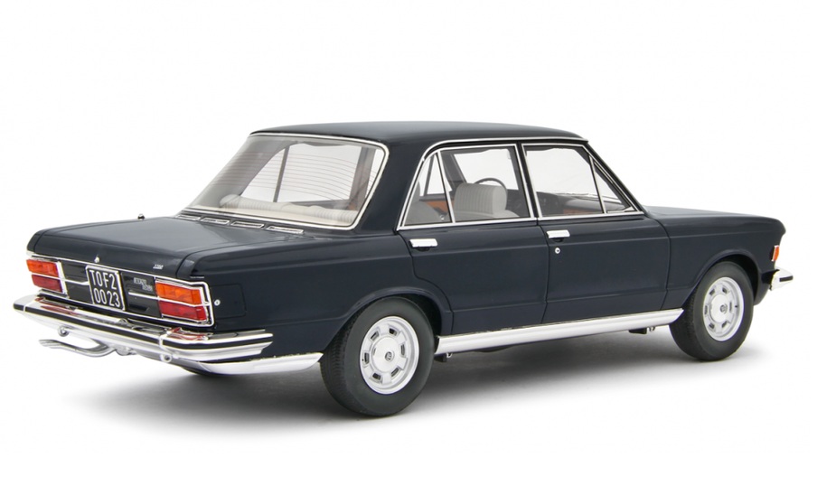 Fiat 130 Berlina 1971 blue 1:18 Laudoracing Model