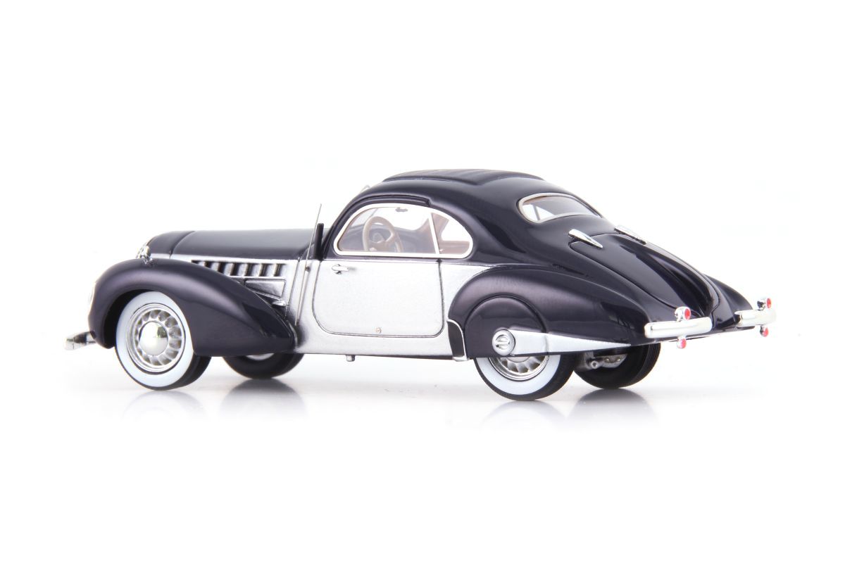Aero 30 Coupe Sodomka 1936 darkblue/silver 1:43 AutoCult