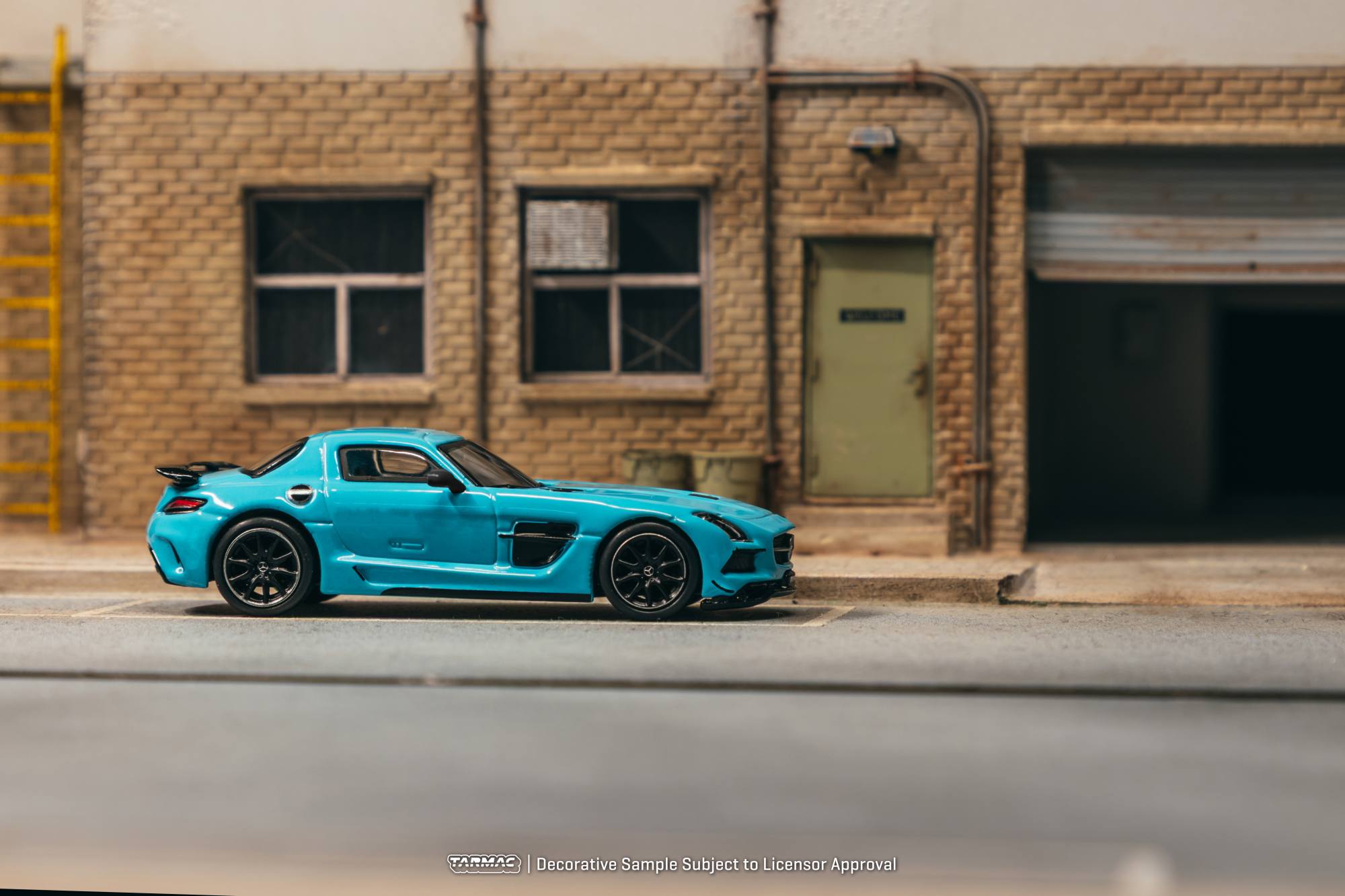 Mercedes-Benz SLS AMG Coupé Black Series baby blue mat 1:64 Tarmac