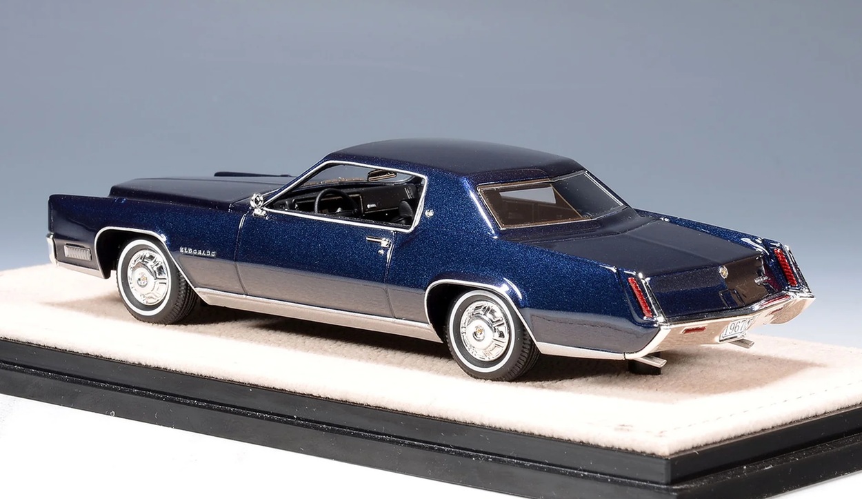 Cadillac Fleetwood Eldorado 1967 atlantis firemist 1:43 Stamp Models
