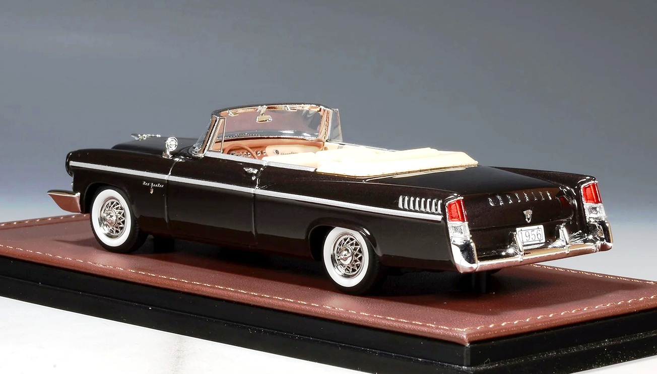 Chrysler New Yorker Cabriolet Open 1956 crown maroon poly 1:43 GLM Models