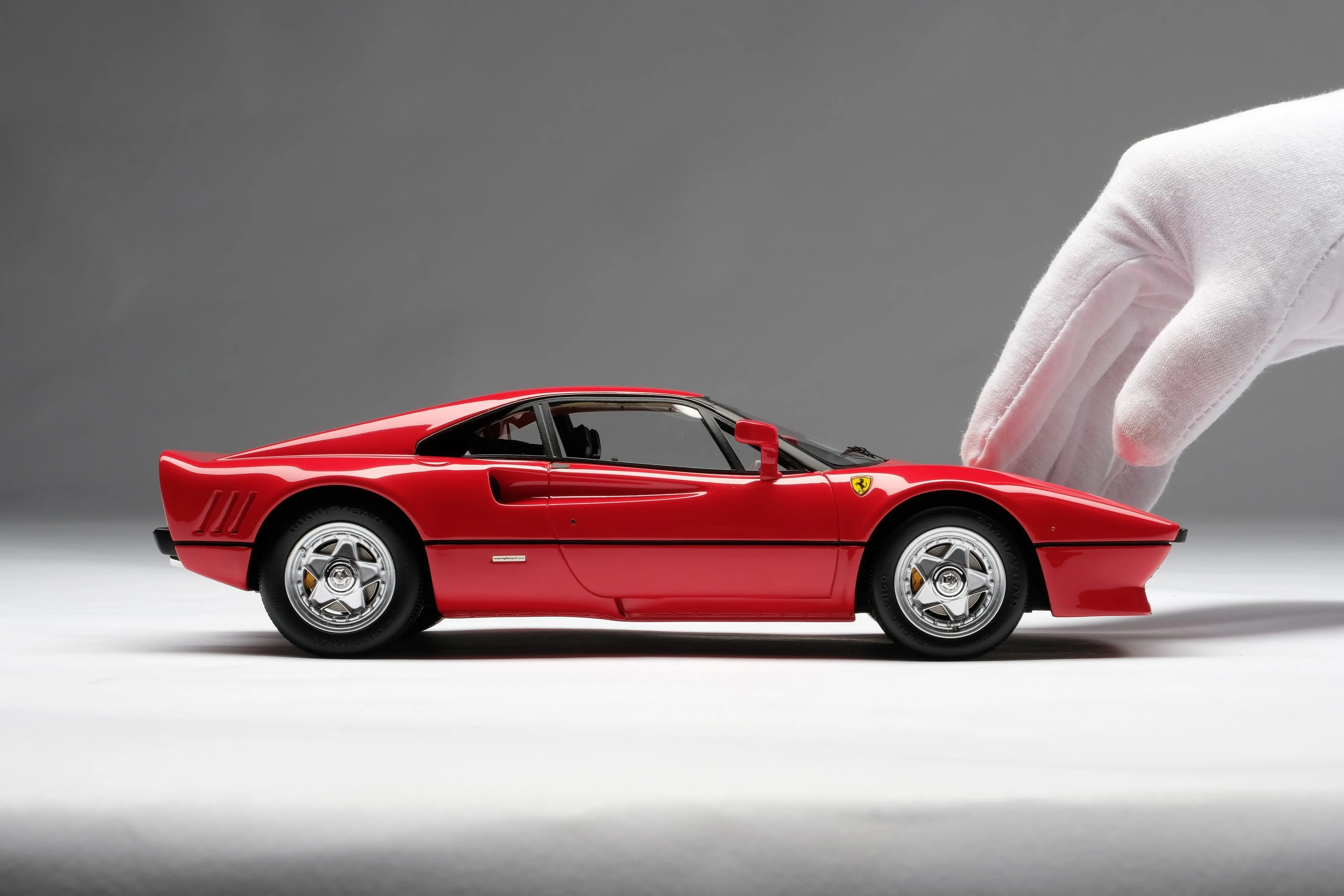 Ferrari 288 GTO 1984 red 1:18 Amalgam