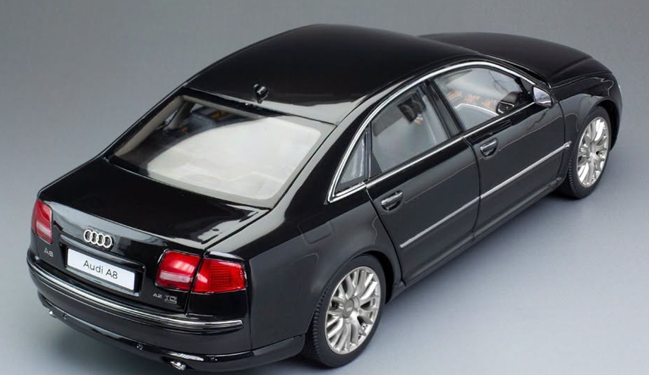 Audi A8 D3 4.2L TDi 2008 black 1:18 Sun Star