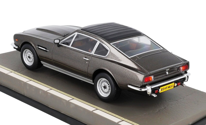 Aston Martin V8 Vantage Volante 1977 007 James Bond No Time To Die 1:24 Altaya