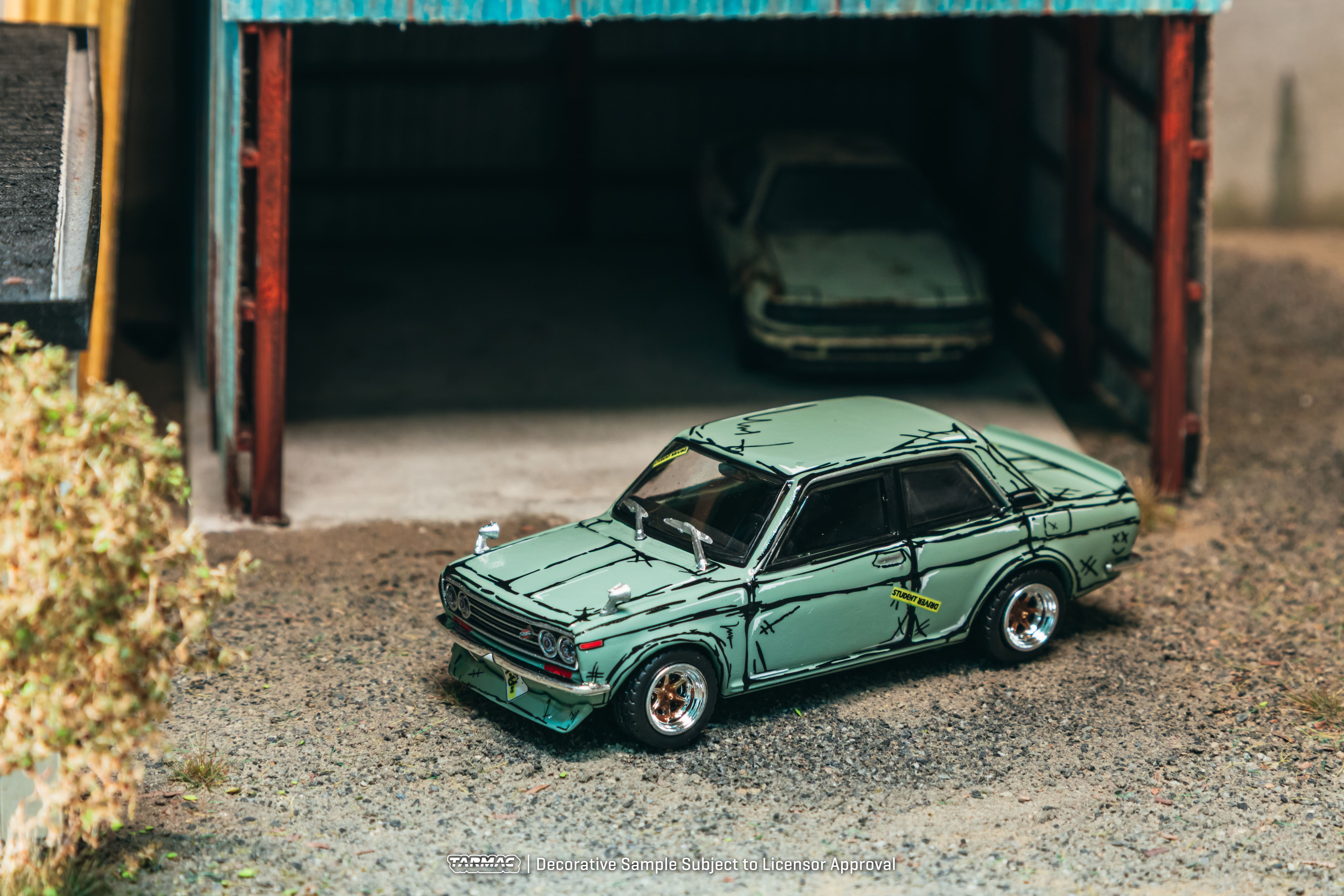 Datsun Bluebird Wagon SSS (510) 1973 Formosa 1:64 Tarmac