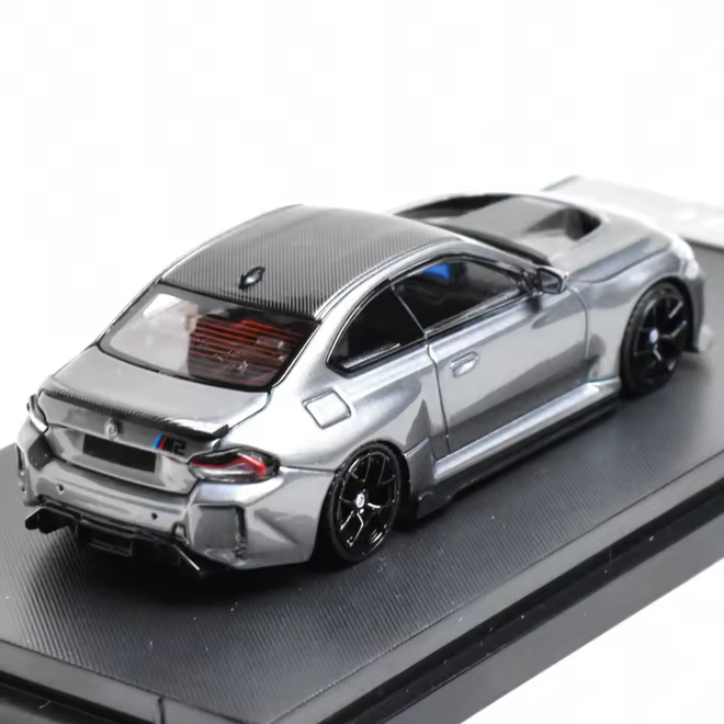 BMW G87 M2 ADRO titanium gray 1:64 Street Weapon