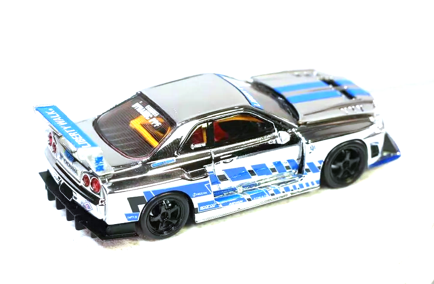 Nissan ER34 Skyline chrome silver/blue 1:64 Street Weapon