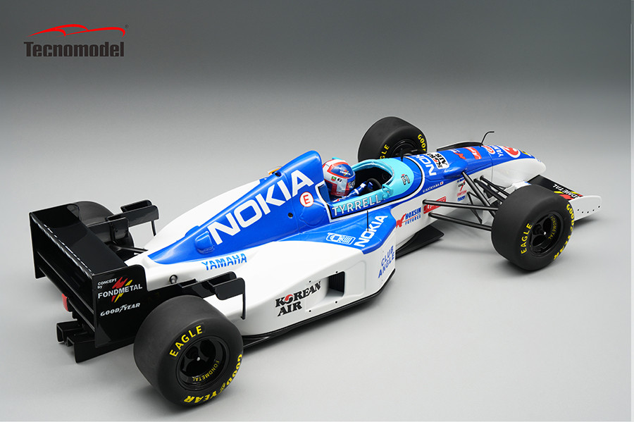 Tyrrell F1 023 OX10C Yamaha #3 U.Katayama British GP 1995 with Pilot Figure 1:18 Tecnomodel
