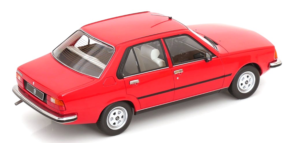 Renault 18 1978 red 1:18 MCG Modelcar Group