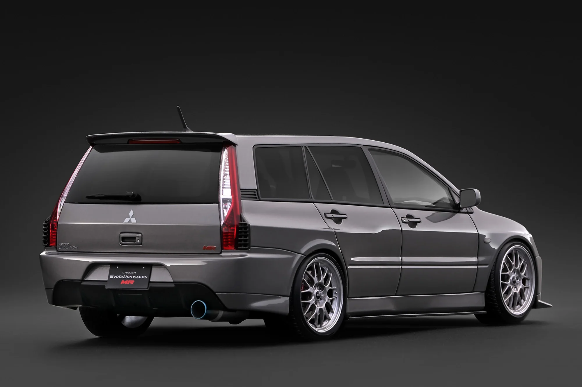 Mitsubishi Lancer Evolution Wagon MR CT9W gun metallic 1:18 Ignition Model
