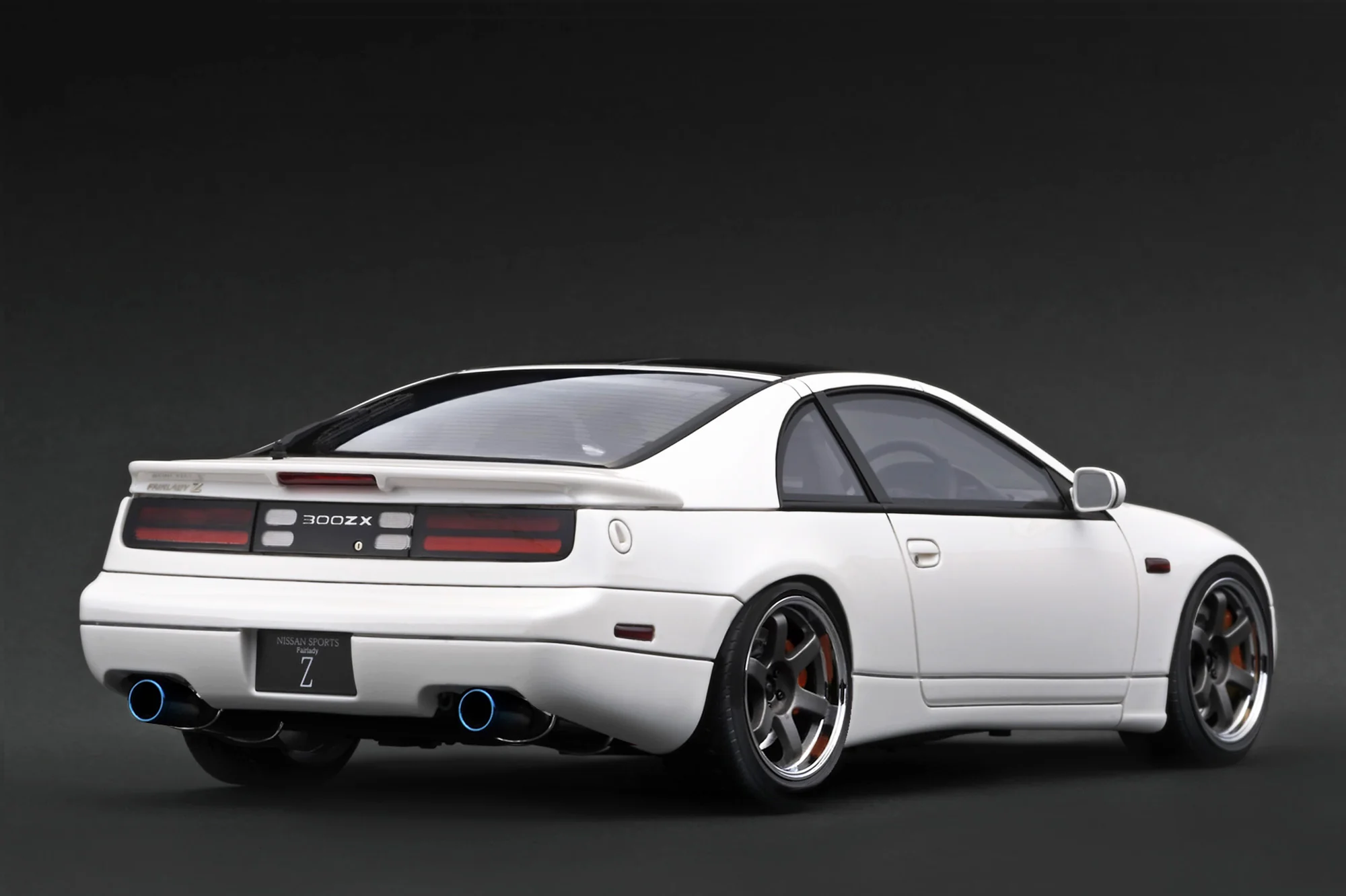 Nissan Fairlady Z 2by2 Z32 white 1:18 Ignition Model