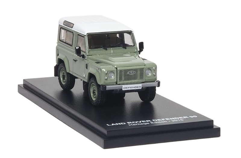 Land Rover Defender 90 2015 Heritage Edition green 1:64 Almost Real