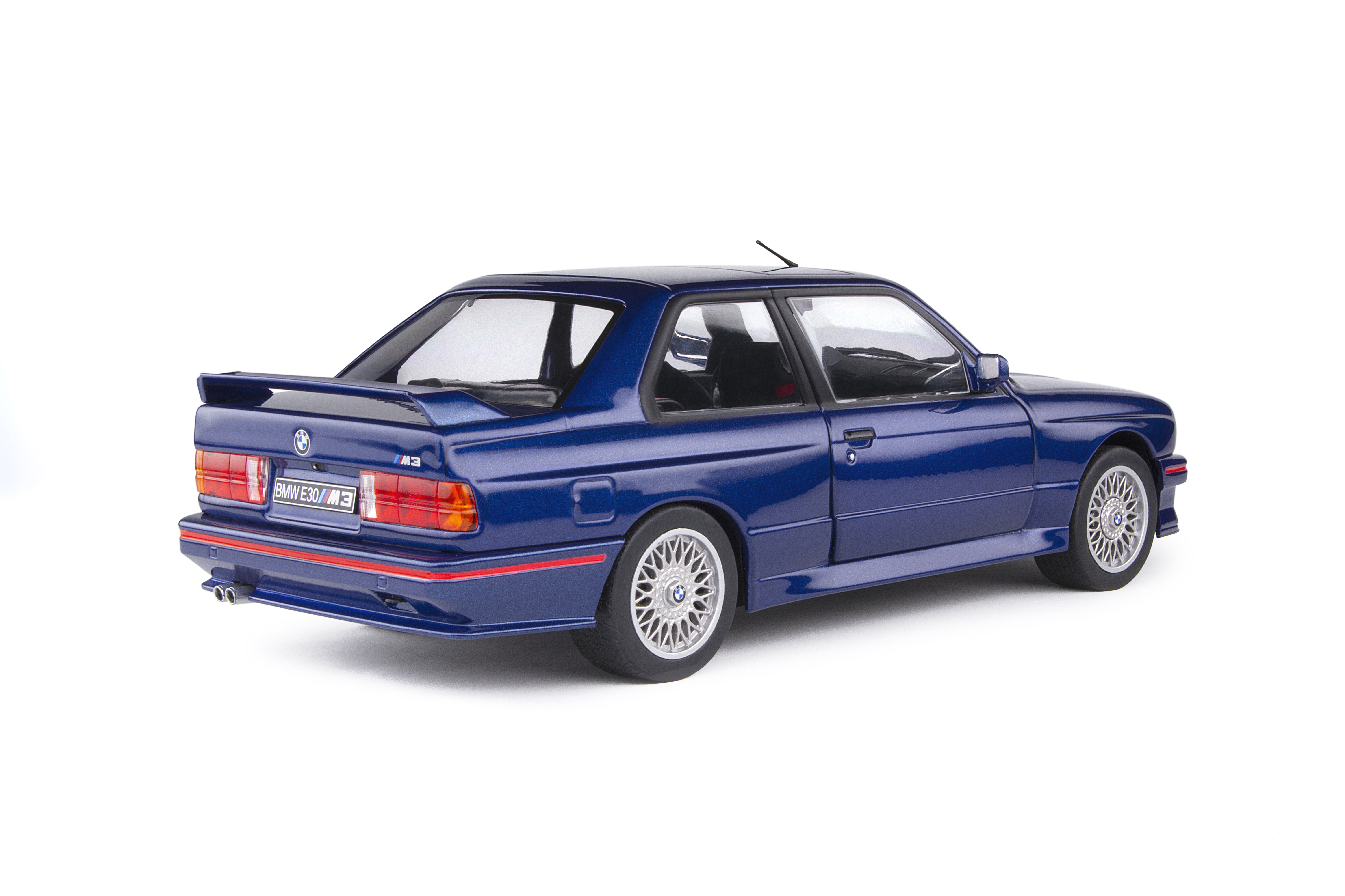 BMW M3 E30 1990 Mauritius blue 1:18 Solido