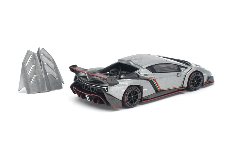 Lamborghini Veneno grigio metalluro 1:64 Pop Race Limited
