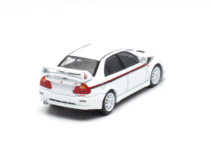 Mitsubishi Lancer Evolution VI Tommi Mäkinen Edition white 1:64 WORKS