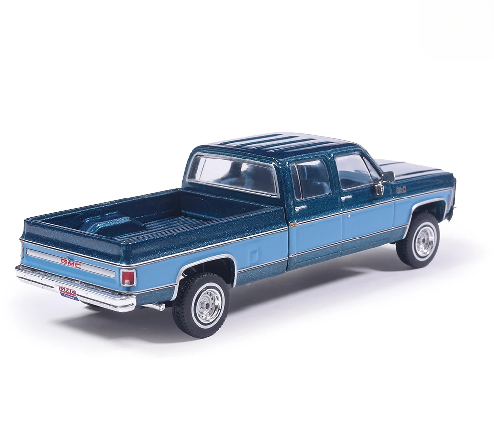 GMC High Sierra K2500 Crew Cab Wideside 1980 dark blue/medium blue metallic 1:64 Ixo America