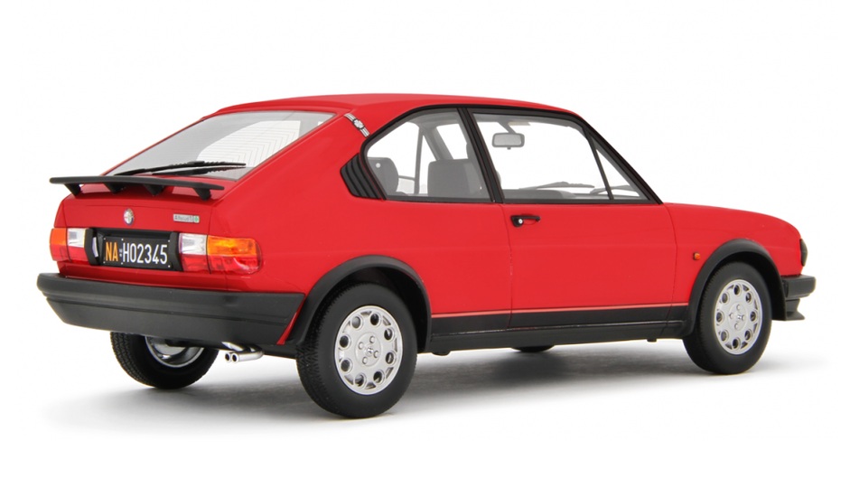 Alfa Romeo Alfasud TI Q.V. 1982 red 1:18 Laudoracing Model