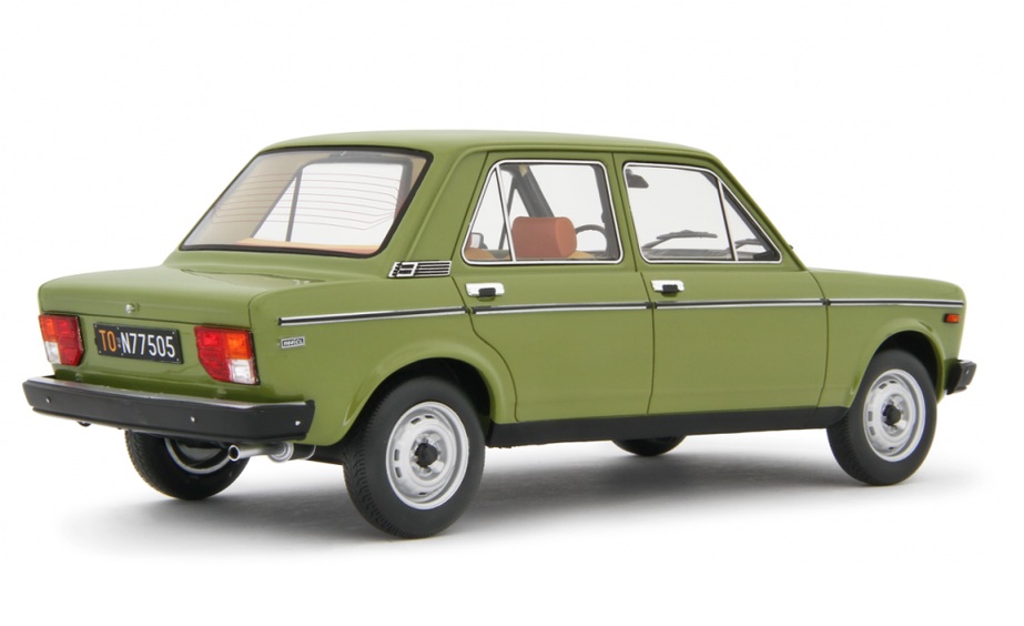 Fiat 128 1100 CL 1976 green 1:18 Laudoracing Model