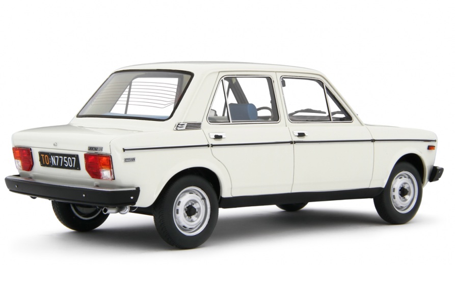 Fiat 128 1100 CL 1976 white 1:18 Laudoracing Model