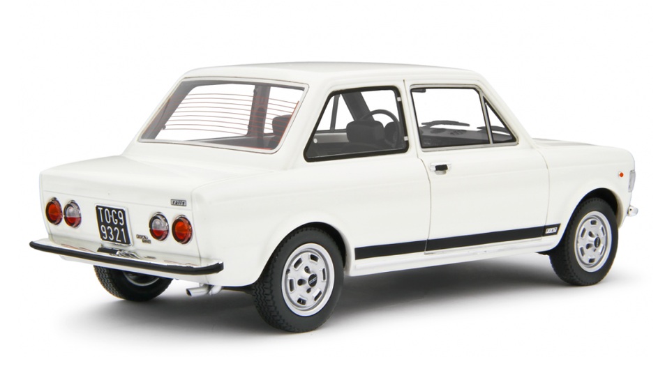 Fiat 128 Rally 1972 white 1:18 Laudoracing Model