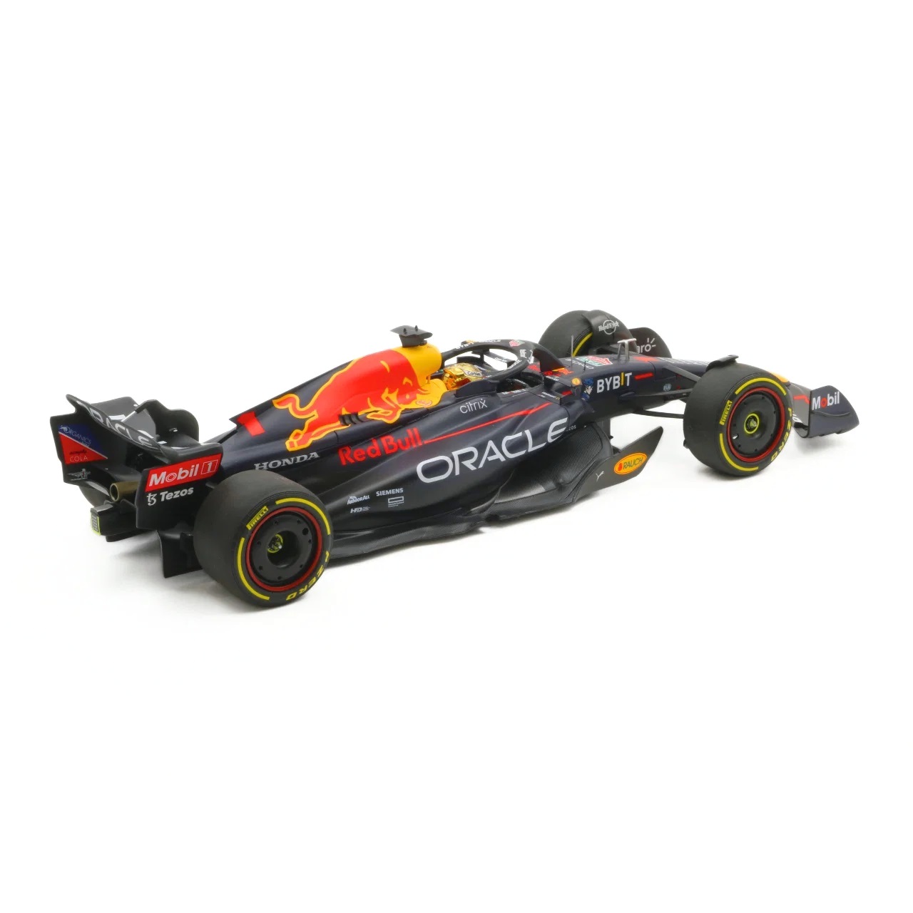 Oracle Red Bull Racing RB18 #1 M. Verstappen Winner Abu Dhabi GP 2022 1:18 Minichamps